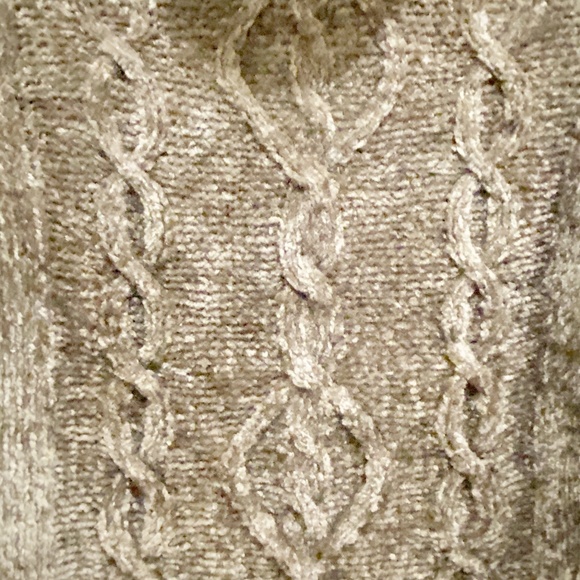 Tradition Super Soft Turtle Neck Long Sleeve Cable Knit Style Sweater Brown S/M - Picture 7 of 8